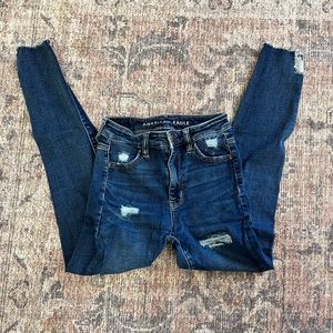 American Eagle women’s jeggings. Dark wash size 0 short